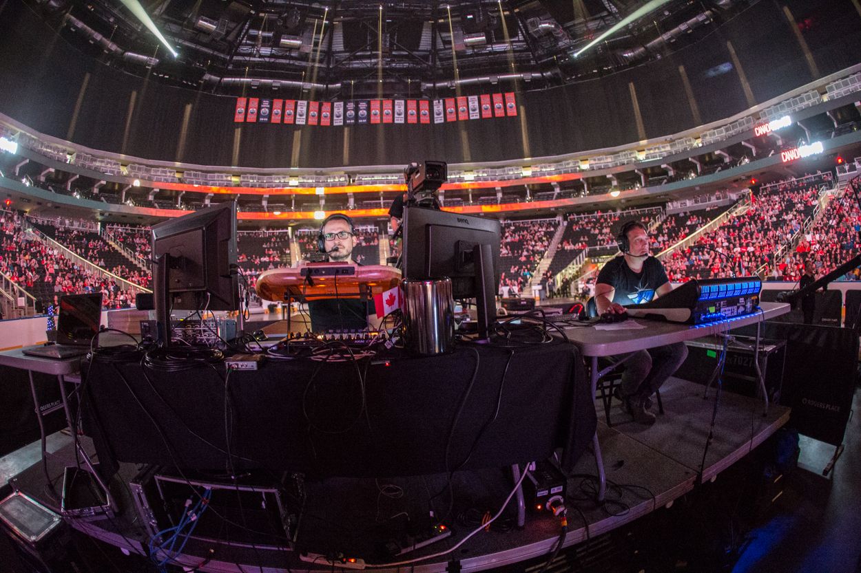 Arena playback desk